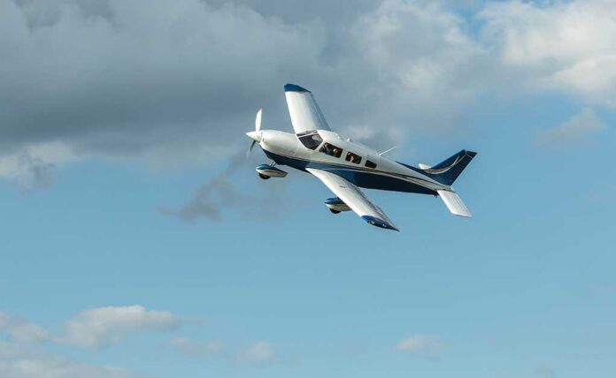 Single,Piston,Blue,Aircraft.,Single-propeller,Aircraft,Flying,Over,The,Blue