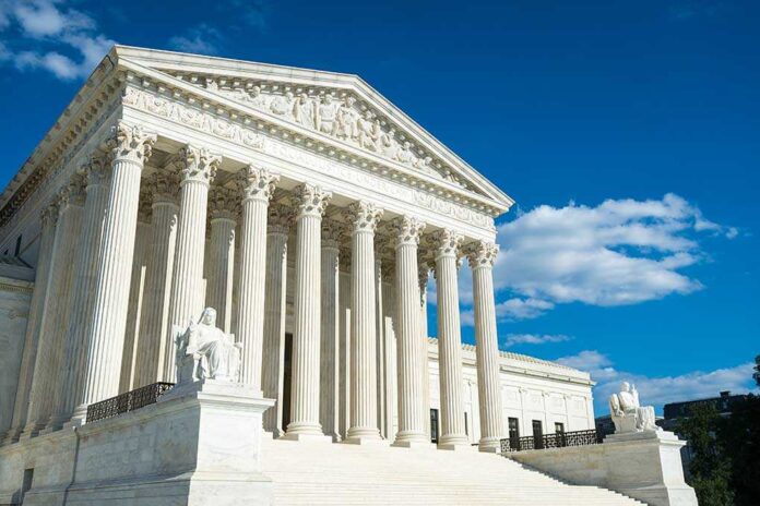 Supreme,Court,Of,The,United,States,Building,Front,Entrance,With