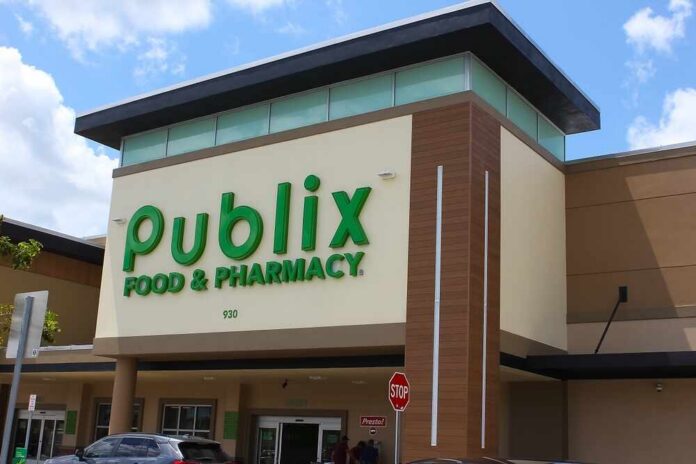Exterior view of a Publix grocery store with a pharmacy