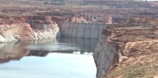 Lake Powell drops 36 feet in one year as water crisis deepens