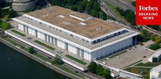 Kennedy Center Can’t Halt Removal Of Trump's Name, Court Says