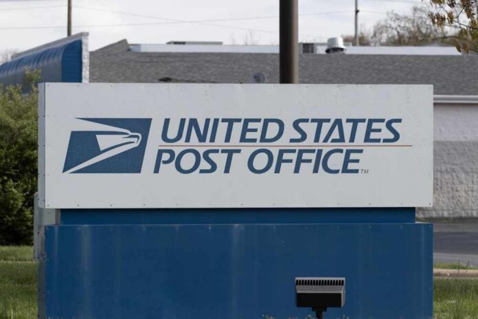 Springboro,-,April,21,,2024:,Usps,Post,Office,Location.,The Sign for the United States Post Office